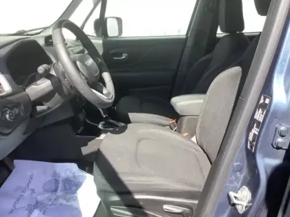 Photo 10 Jeep Renegade Nouveau 1.5 Turbo T4 130 ch BVR7 e-Hybrid Summit