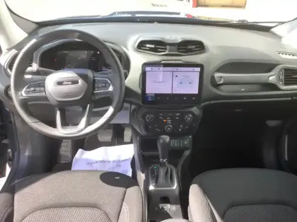 Photo 12 Jeep Renegade Nouveau 1.5 Turbo T4 130 ch BVR7 e-Hybrid Summit