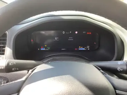 Photo 13 Jeep Renegade Nouveau 1.5 Turbo T4 130 ch BVR7 e-Hybrid Summit