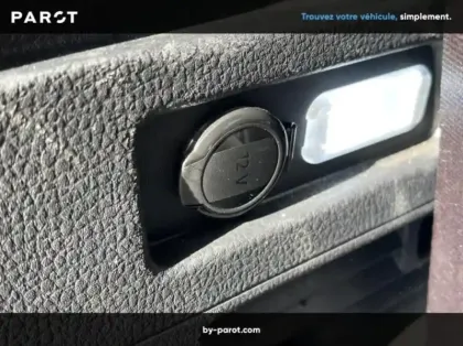 Photo 16 Ford Tourneo Connect 2.0 EcoBlue 102ch Titanium