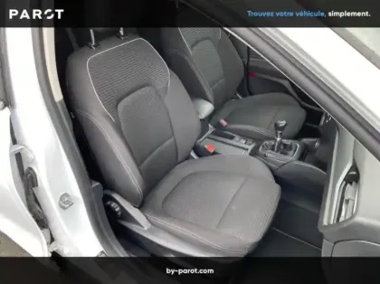 Photo 16 Ford Focus Gén. IV Ph2 Titanium Design 5