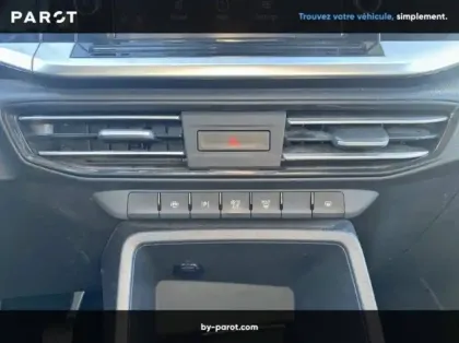 Photo 35 Ford Tourneo Connect 2.0 EcoBlue 102 BVM6 Titanium