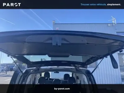 Photo 18 Ford Tourneo Connect 2.0 EcoBlue 102ch Titanium