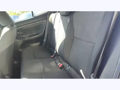 Photo 12 Toyota Yaris Hybride 1.5 HYBRID 116H DESIGN