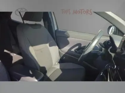 Photo 11 Toyota Yaris Hybride 1.5 HYBRID 116H DESIGN