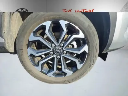 Photo 9 Toyota Yaris Hybride 1.5 HYBRID 116H DESIGN