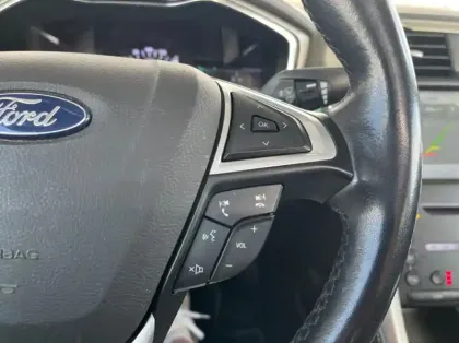 Photo 20 Ford Mondeo Gén. IV Ph2 Vignale 4