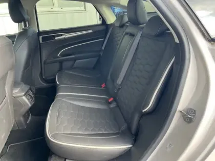 Photo 8 Ford Mondeo Gén. IV Ph2 Vignale 4