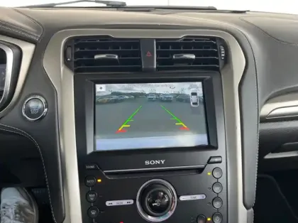 Photo 15 Ford Mondeo Gén. IV Ph2 Vignale 4