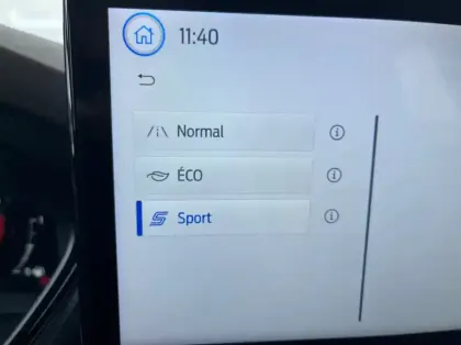 Photo 12 Ford Focus SW 1.0 Flexifuel mHEV 125ch ST-Line X