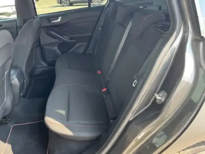 Photo 8 Ford Focus SW 1.0 Flexifuel mHEV 125ch ST-Line X