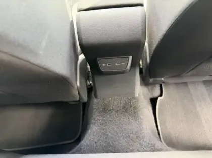 Photo 14 Volkswagen Taigo  1.5 TSI 150ch R-Line DSG7