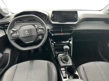 Photo 9 Peugeot 208  1.2 PureTech 100ch S&S Allure 118g
