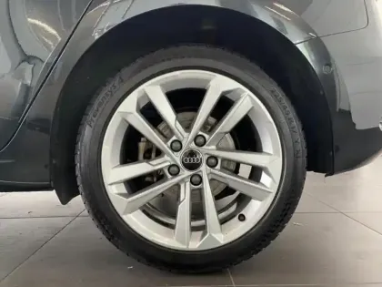 Photo 10 Audi A3  Sportback 35 TFSI 150ch Mild Hybrid Business Executive S tronic 7