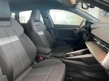 Photo 14 Audi A3  Sportback 35 TFSI 150ch Mild Hybrid Business Executive S tronic 7