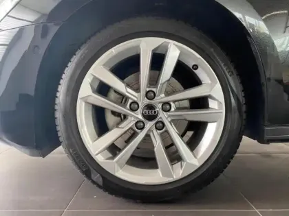 Photo 8 Audi A3  Sportback 35 TFSI 150ch Mild Hybrid Business Executive S tronic 7