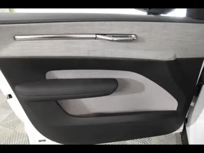 Photo 12 Volvo Ex30  Twin Performance 428ch Ultra