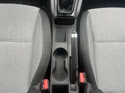 Photo 32 Renault Clio  Blue dCi 100 ch GSR2