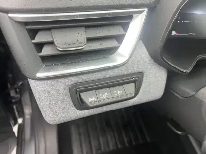 Photo 33 Renault Clio  Blue dCi 100 ch GSR2