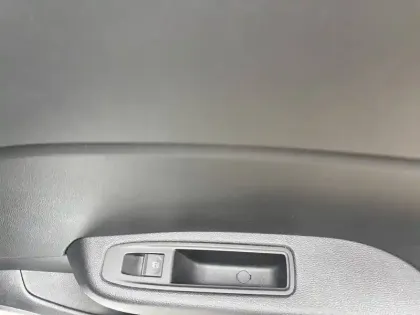 Photo 17 Renault Clio  SOCIETE BLUE DCI 100