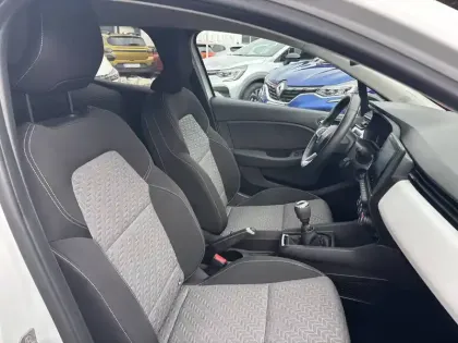 Photo 15 Renault Clio  SOCIETE BLUE DCI 100