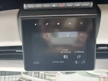 Photo 39 Renault Clio  SOCIETE BLUE DCI 100