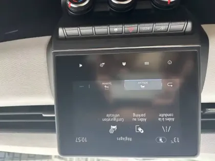 Photo 38 Renault Clio  SOCIETE BLUE DCI 100