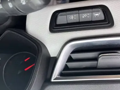 Photo 27 Renault Clio  SOCIETE BLUE DCI 100