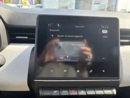 Photo 33 Renault Clio  SOCIETE BLUE DCI 100