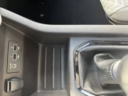 Photo 41 Renault Clio  SOCIETE BLUE DCI 100