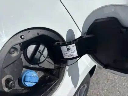 Photo 11 Renault Clio  SOCIETE BLUE DCI 100