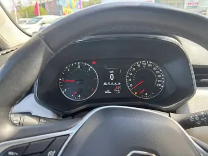 Photo 28 Renault Clio  SOCIETE BLUE DCI 100