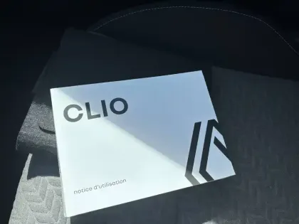 Photo 42 Renault Clio  SOCIETE BLUE DCI 100