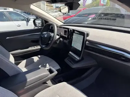 Photo 13 Renault Megane  E-Tech ER EV60 130ch super charge