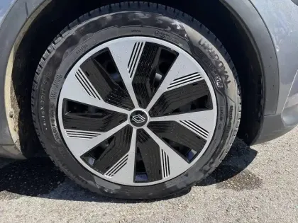 Photo 14 Renault Megane  E-Tech ER EV60 130ch super charge