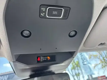 Photo 41 Renault Megane  E-Tech ER EV60 130ch super charge