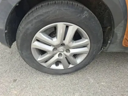 Photo 12 Dacia Sandero  TCe 90 - 22