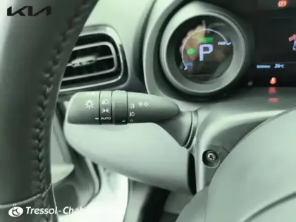 Photo 17 Toyota Yaris  Hybride 116h Design