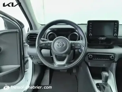 Photo 11 Toyota Yaris  Hybride 116h Design