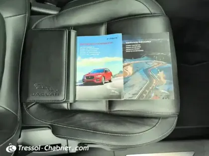 Photo 29 Jaguar F-Pace  2.0 D - 180 ch AWD BVA8 Prestige