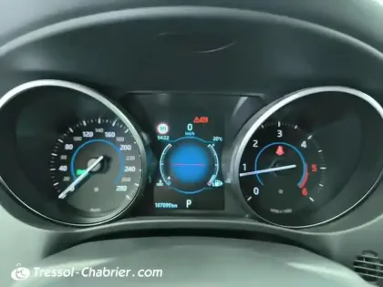 Photo 13 Jaguar F-Pace  2.0 D - 180 ch AWD BVA8 Prestige