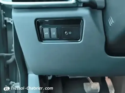 Photo 26 Jaguar F-Pace  2.0 D - 180 ch AWD BVA8 Prestige