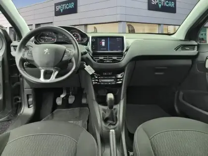 Photo 9 Peugeot 208  BlueHDi 100ch S&S BVM6 Allure Business