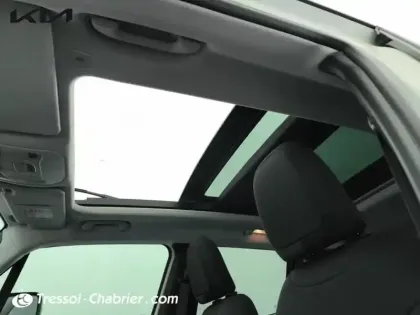 Photo 24 Jeep Renegade  1.5 Turbo T4 130 ch BVR7 e-Hybrid North Star