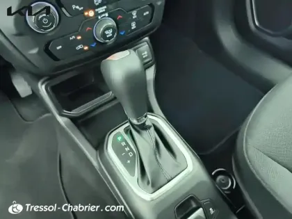 Photo 23 Jeep Renegade  1.5 Turbo T4 130 ch BVR7 e-Hybrid North Star