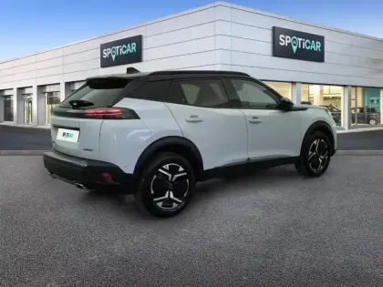 Photo 26 Peugeot 2008  Hybrid 136 e-DCS6 GT