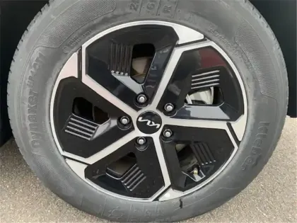 Photo 8 Kia Niro 1.6 GDI 129 CH HEV DCT6