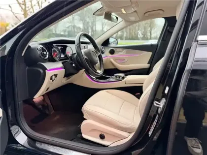 Photo 8 Mercedes Classe E Gén. V (W213) Ph1 Sportline 4