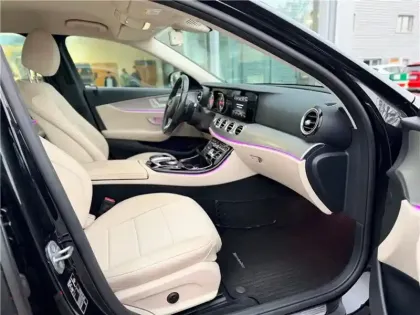 Photo 11 Mercedes Classe E Gén. V (W213) Ph1 Sportline 4