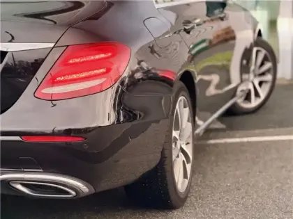 Photo 28 Mercedes Classe E Gén. V (W213) Ph1 Sportline 4